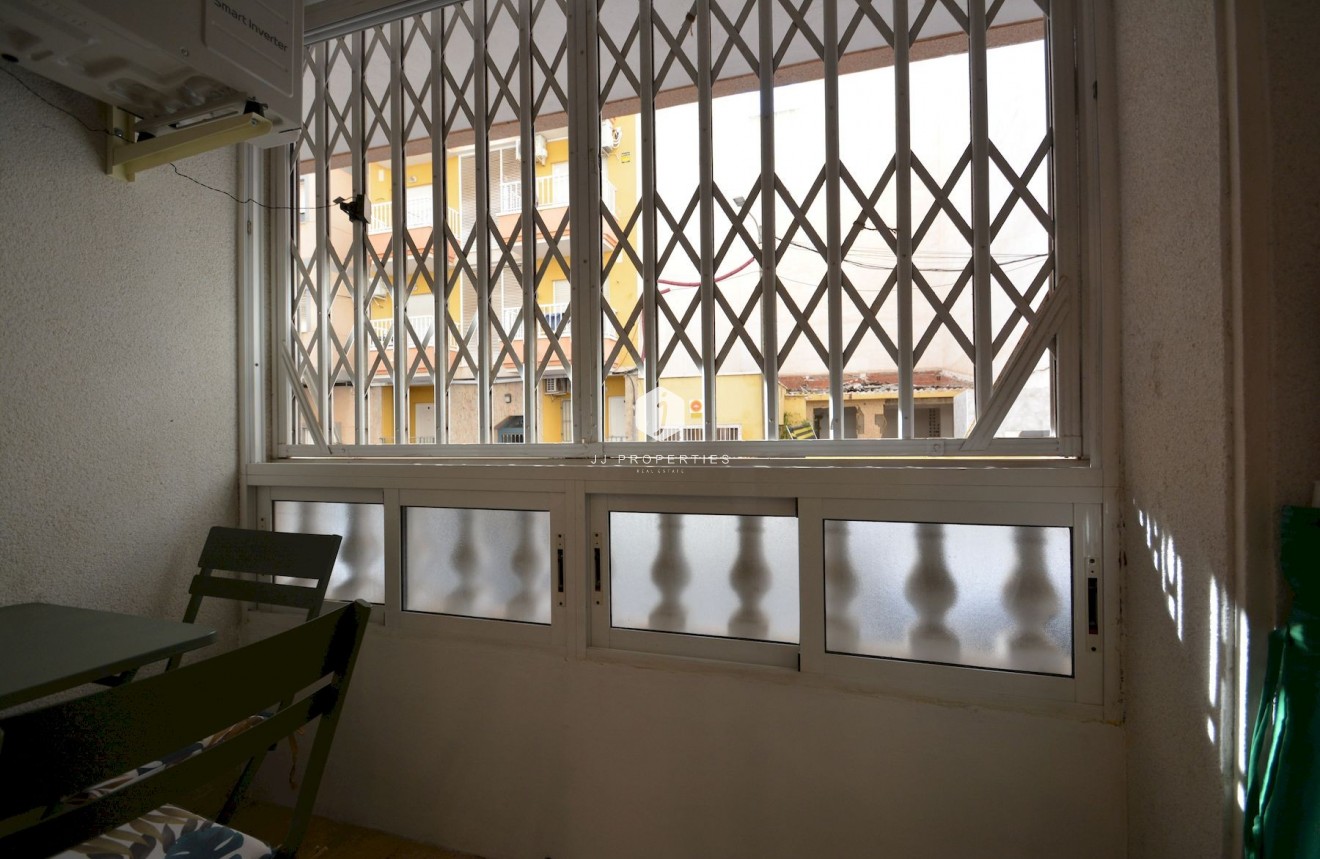 Resale - Apartment / flat -
Torrevieja - Costa Blanca