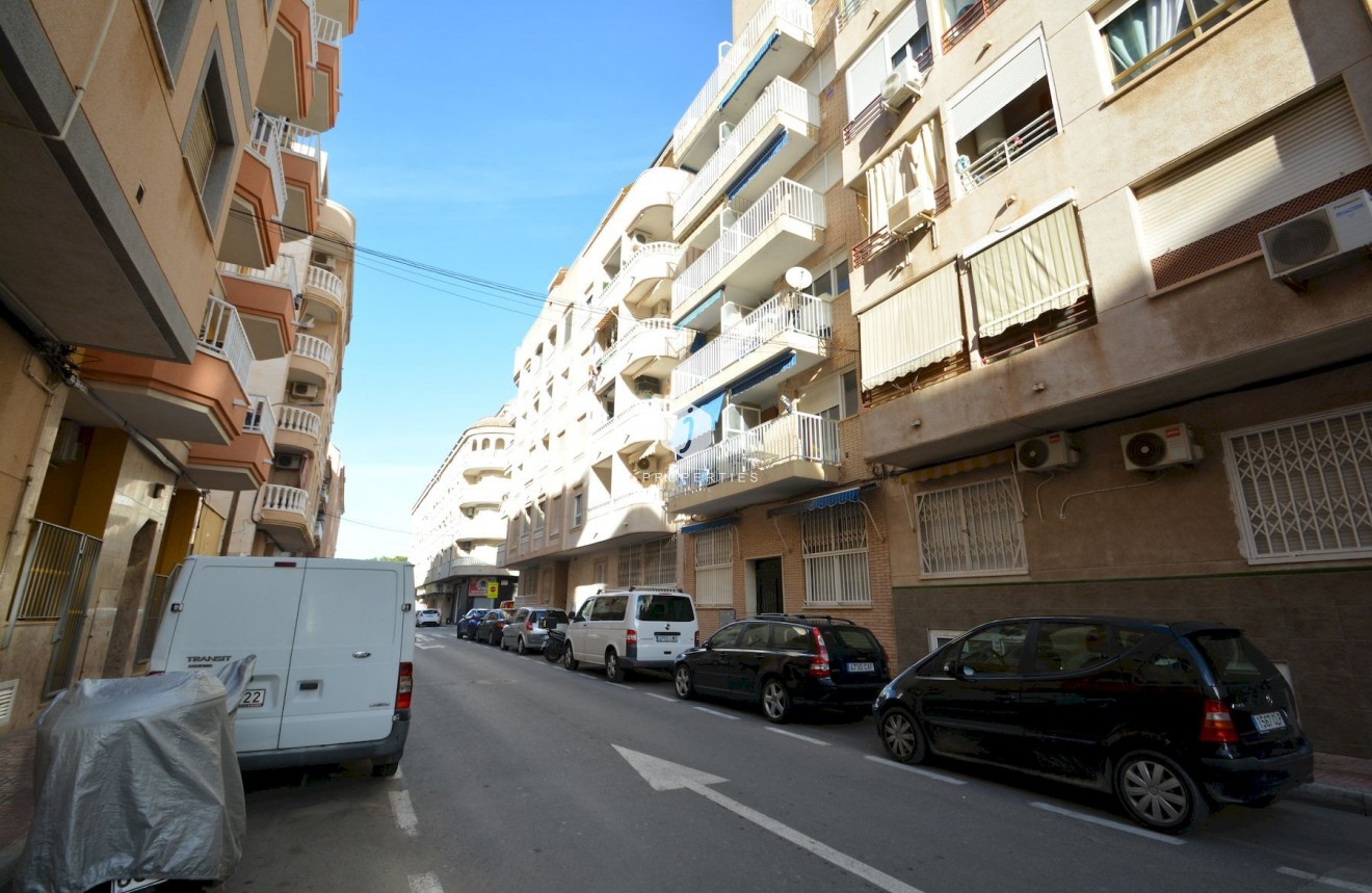 Resale - Apartment / flat -
Torrevieja - Costa Blanca