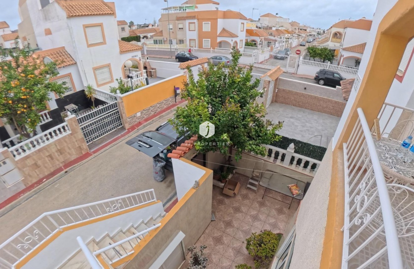 Resale - Bungalow -
Torrevieja - El Limonar