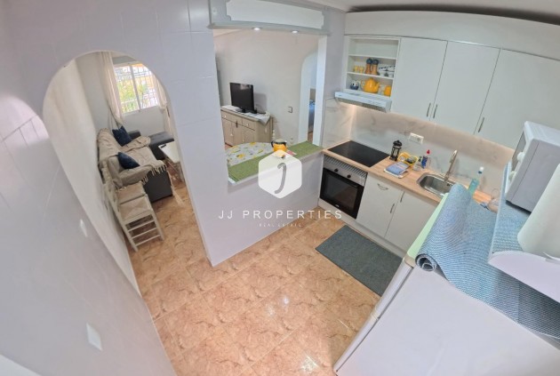 Resale - Bungalow -
Torrevieja - El Limonar