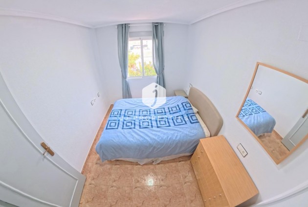 Resale - Bungalow -
Torrevieja - El Limonar