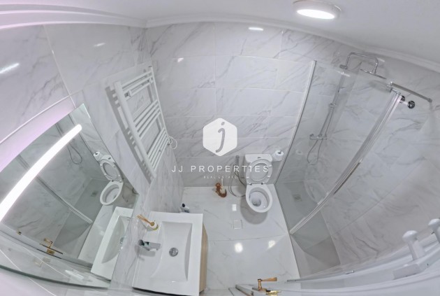 Resale - Bungalow -
Torrevieja - El Limonar