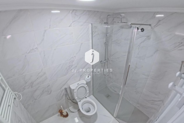 Resale - Bungalow -
Torrevieja - El Limonar