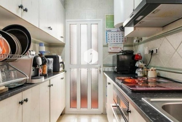 Resale - Duplex -
San Miguel de Salinas - Las Filipinas