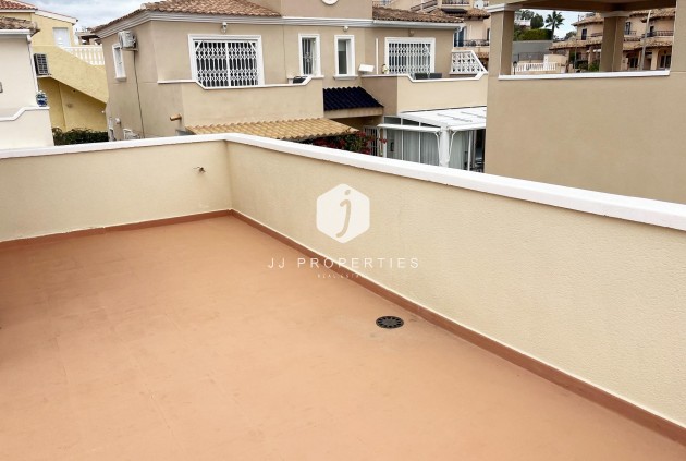 Resale - Duplex -
San Miguel de Salinas - Las Filipinas