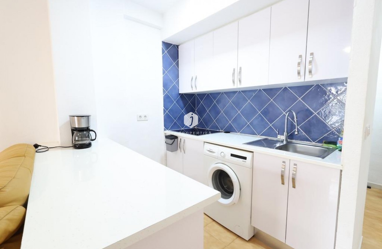 Resale - Apartment / flat -
Torrevieja - Costa Blanca