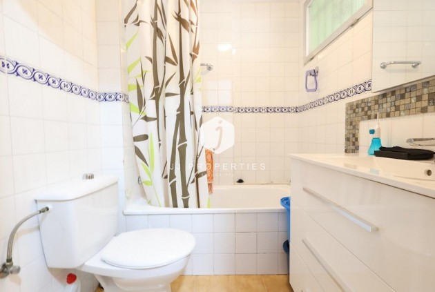 Resale - Apartment / flat -
Torrevieja - Costa Blanca