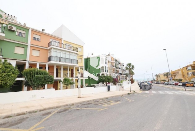 Resale - Apartment / flat -
Torrevieja - Costa Blanca