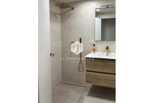 Resale - Apartment / flat -
Torrevieja - Costa Blanca