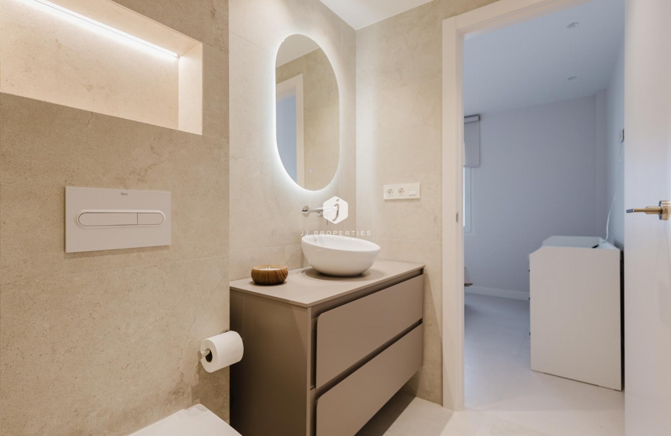 Resale - Apartment / flat -
Torrevieja - Costa Blanca