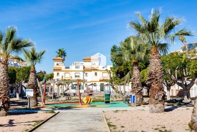 Resale - Chalet -
Torrevieja - Costa Blanca