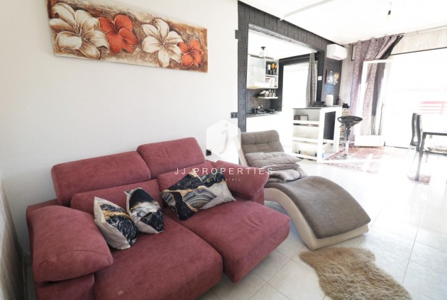 Resale - Apartment / flat -
Torrevieja - El molino