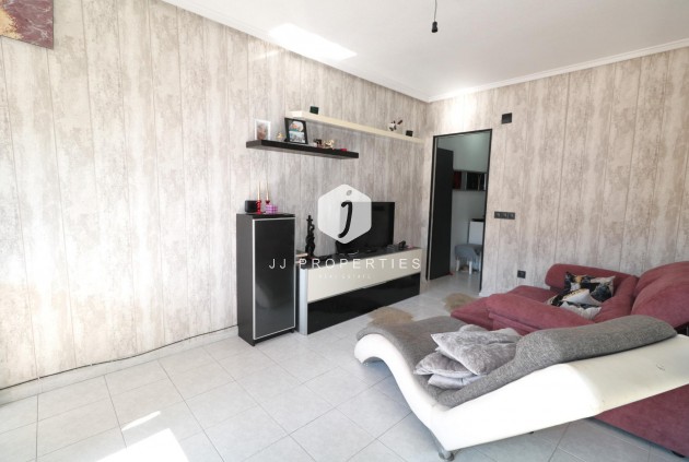Resale - Apartment / flat -
Torrevieja - El molino