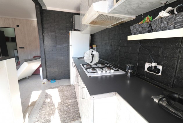 Resale - Apartment / flat -
Torrevieja - El molino