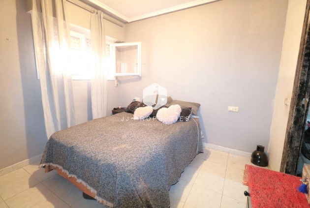 Resale - Apartment / flat -
Torrevieja - El molino
