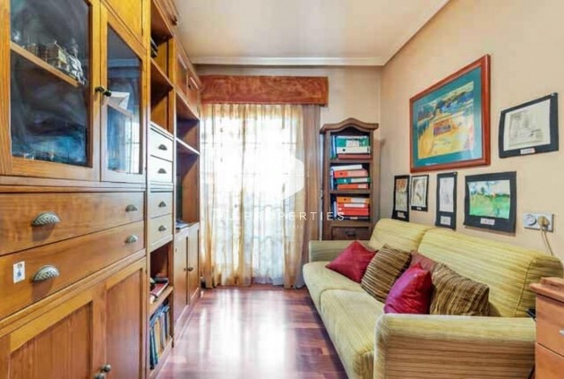 Resale - Villa -
Torrevieja - aguas nuevas