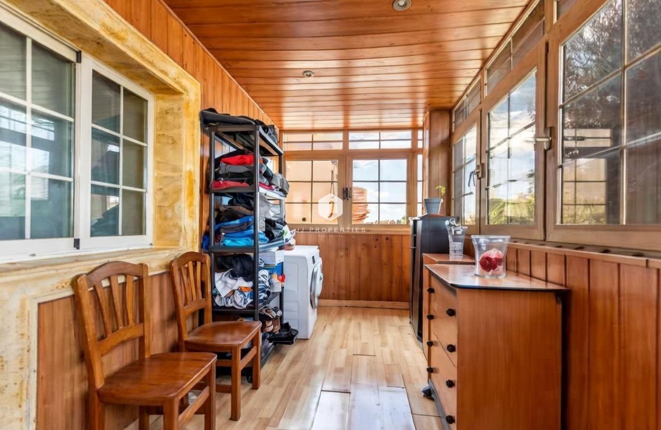 Resale - Villa -
Torrevieja - aguas nuevas