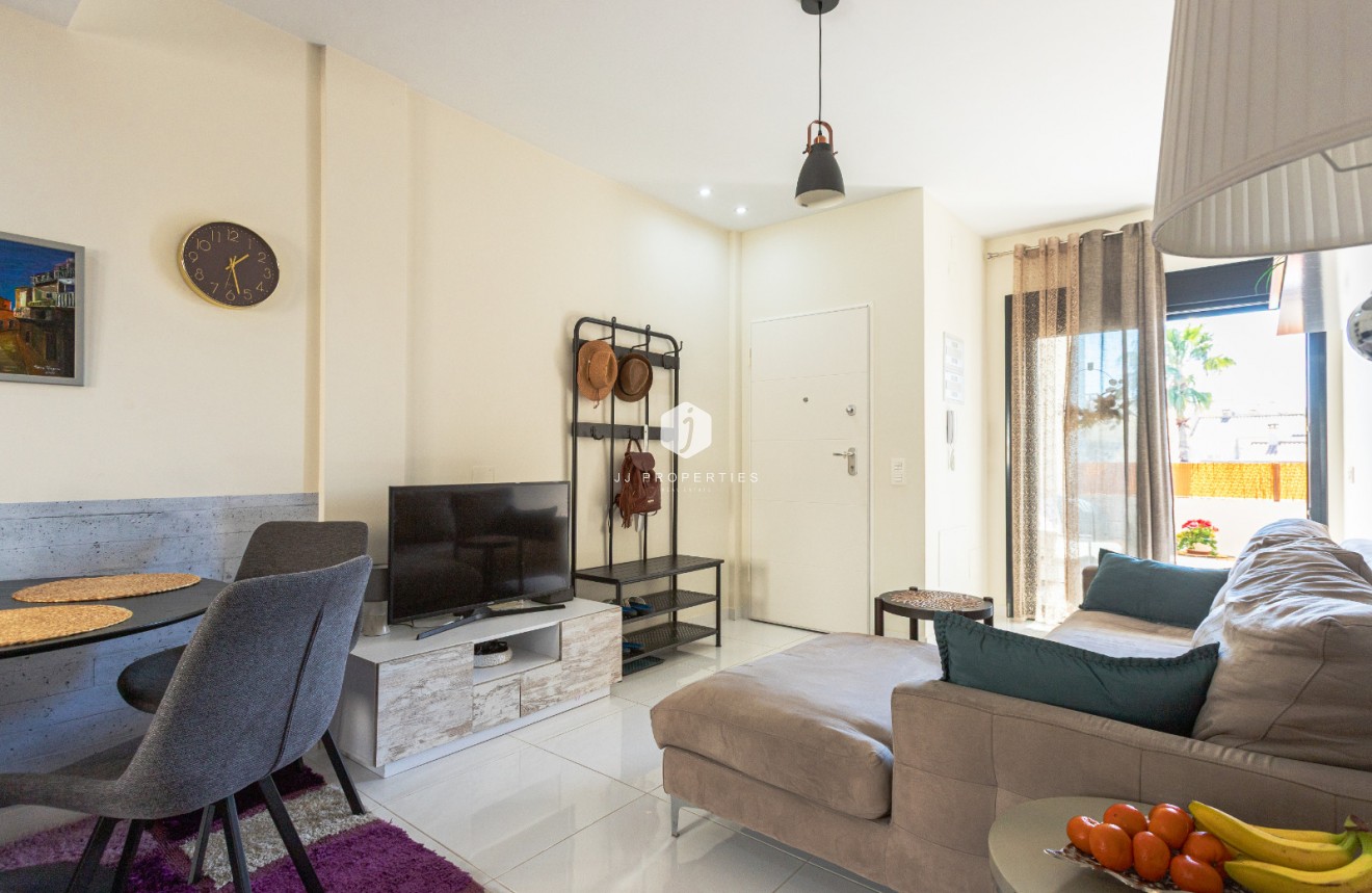 Resale - Bungalow -
Los Altos - Costa Blanca