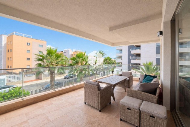 Z drugiej ręki - Mieszkanie w bloku -
Orihuela Costa - Villamartín