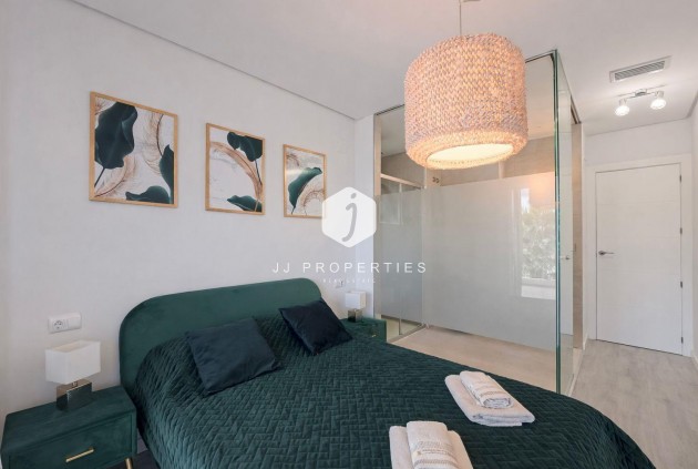 Z drugiej ręki - Mieszkanie w bloku -
Orihuela Costa - Villamartín