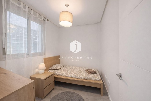 Z drugiej ręki - Mieszkanie w bloku -
Orihuela Costa - Villamartín