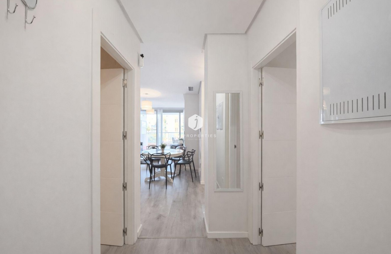 Z drugiej ręki - Mieszkanie w bloku -
Orihuela Costa - Villamartín