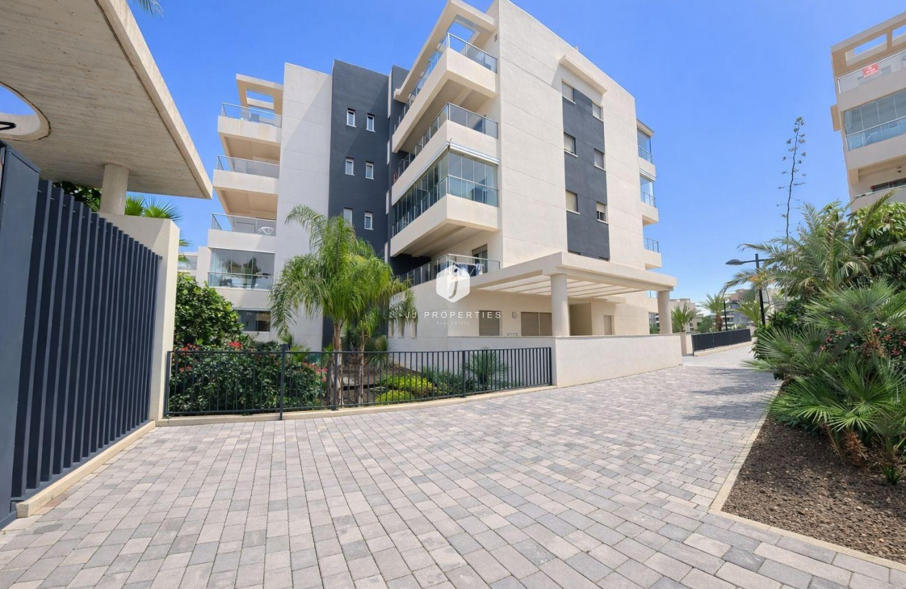 Z drugiej ręki - Mieszkanie w bloku -
Orihuela Costa - Villamartín