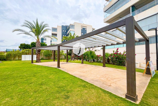 Z drugiej ręki - Mieszkanie w bloku -
Orihuela Costa - Villamartín