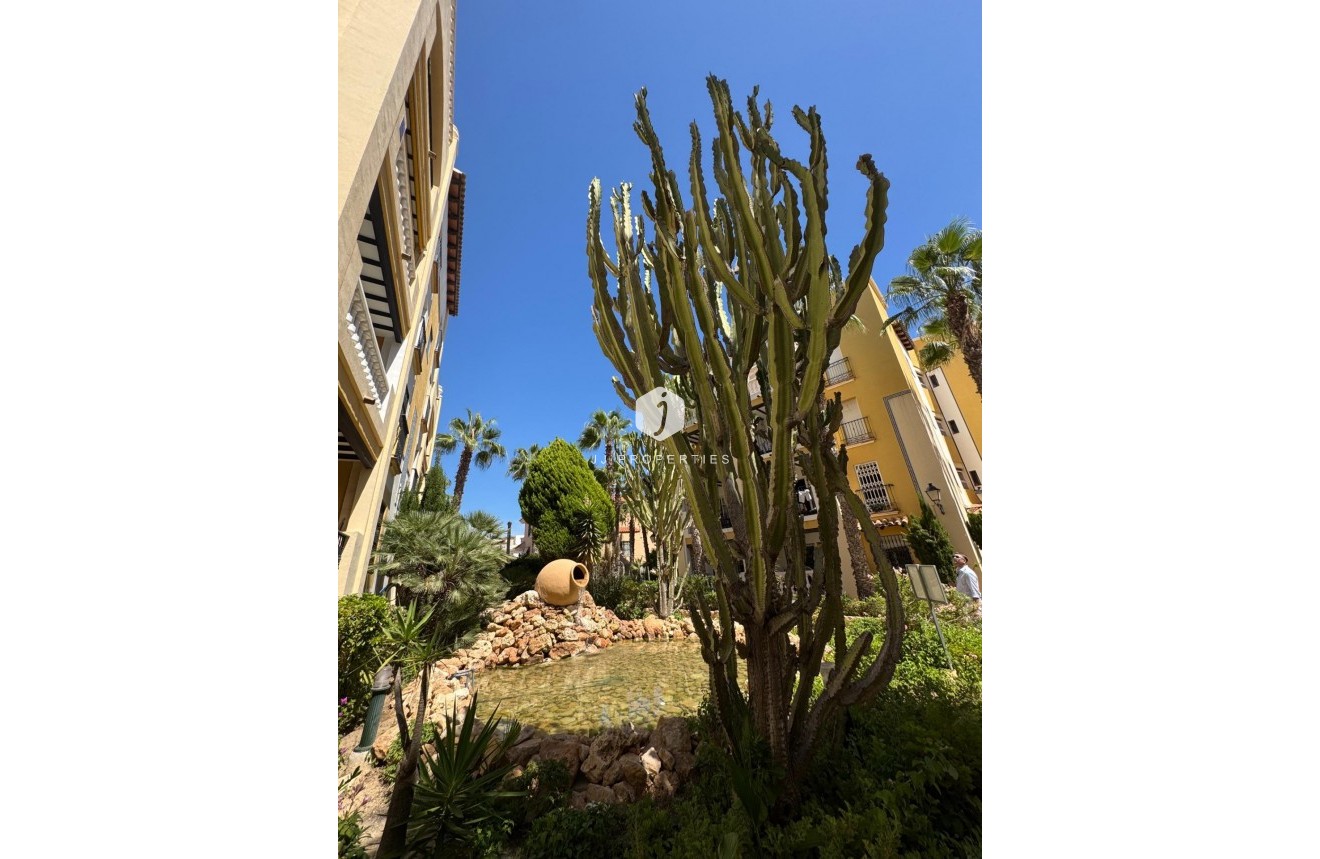 Resale - Penthouse -
Torrevieja - Los Frutales