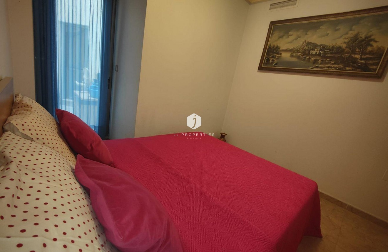 Resale - Apartment / flat -
Torrevieja - La Mata