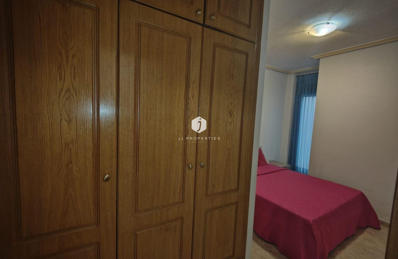 Resale - Apartment / flat -
Torrevieja - La Mata