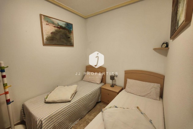 Resale - Apartment / flat -
Torrevieja - La Mata