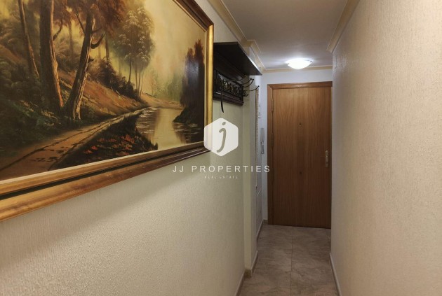 Resale - Apartment / flat -
Torrevieja - La Mata