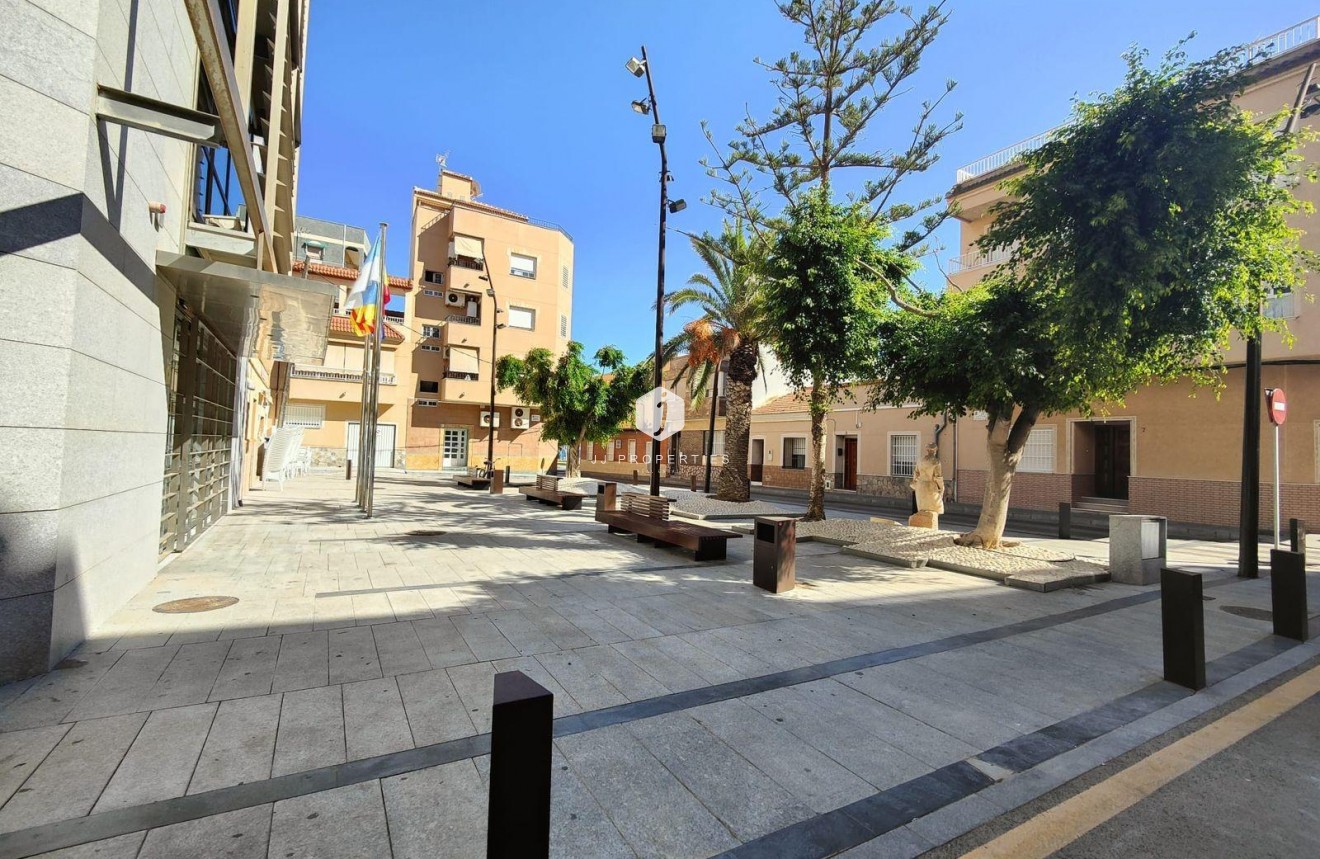 Resale - Apartment / flat -
Torrevieja - La Mata