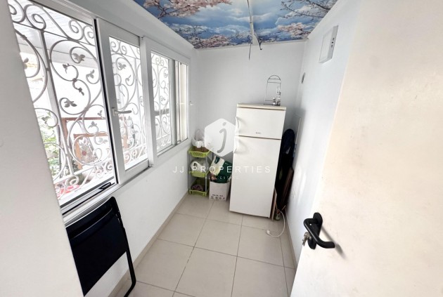 Resale - Chalet -
Orihuela Costa - Playa Flamenca