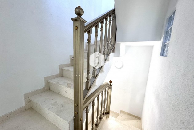 Resale - Chalet -
Orihuela Costa - Playa Flamenca