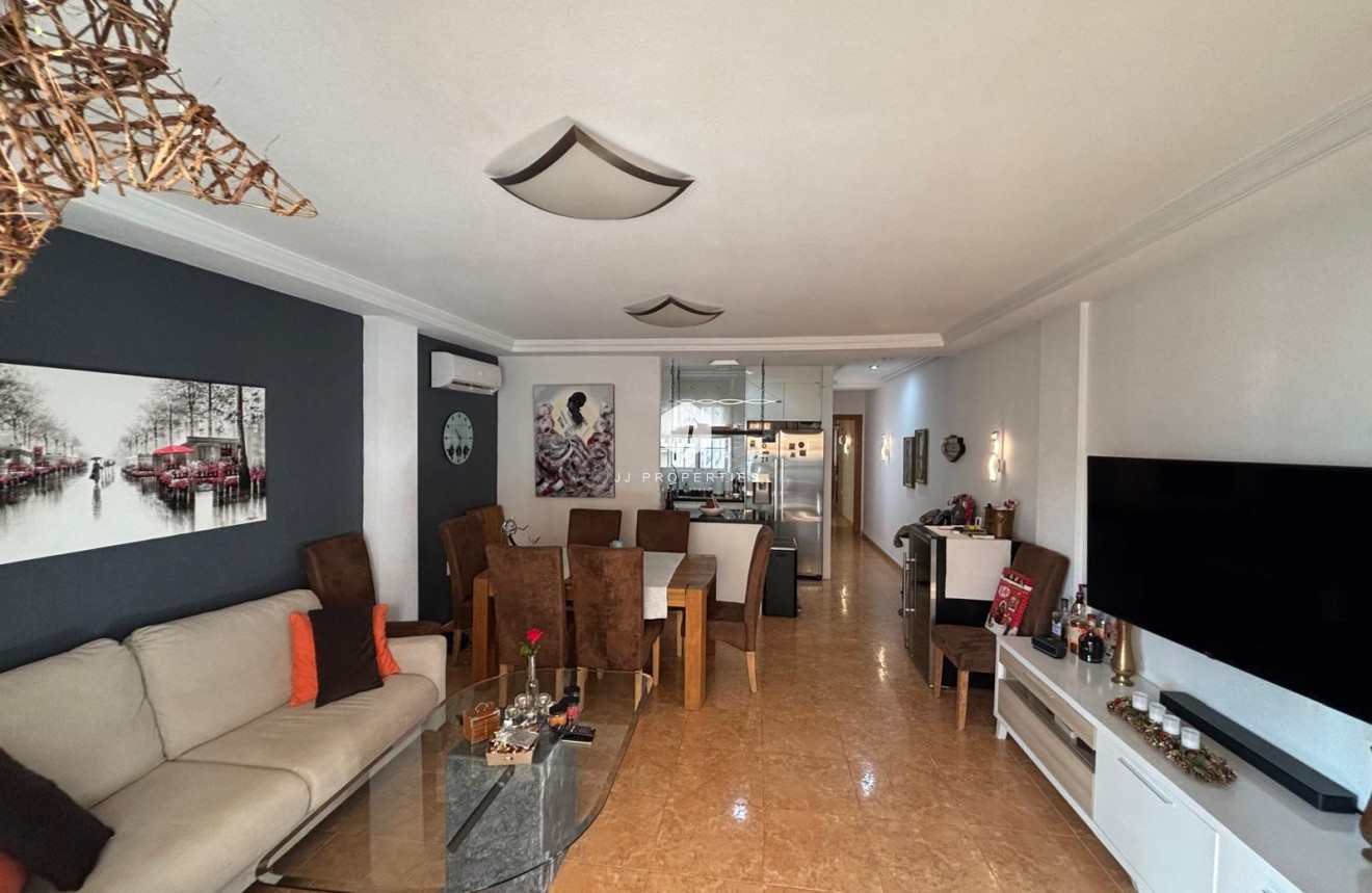 Resale - Apartment / flat -
Torrevieja