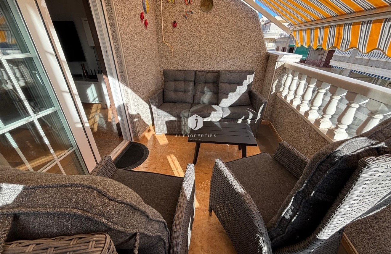 Resale - Apartment / flat -
Torrevieja