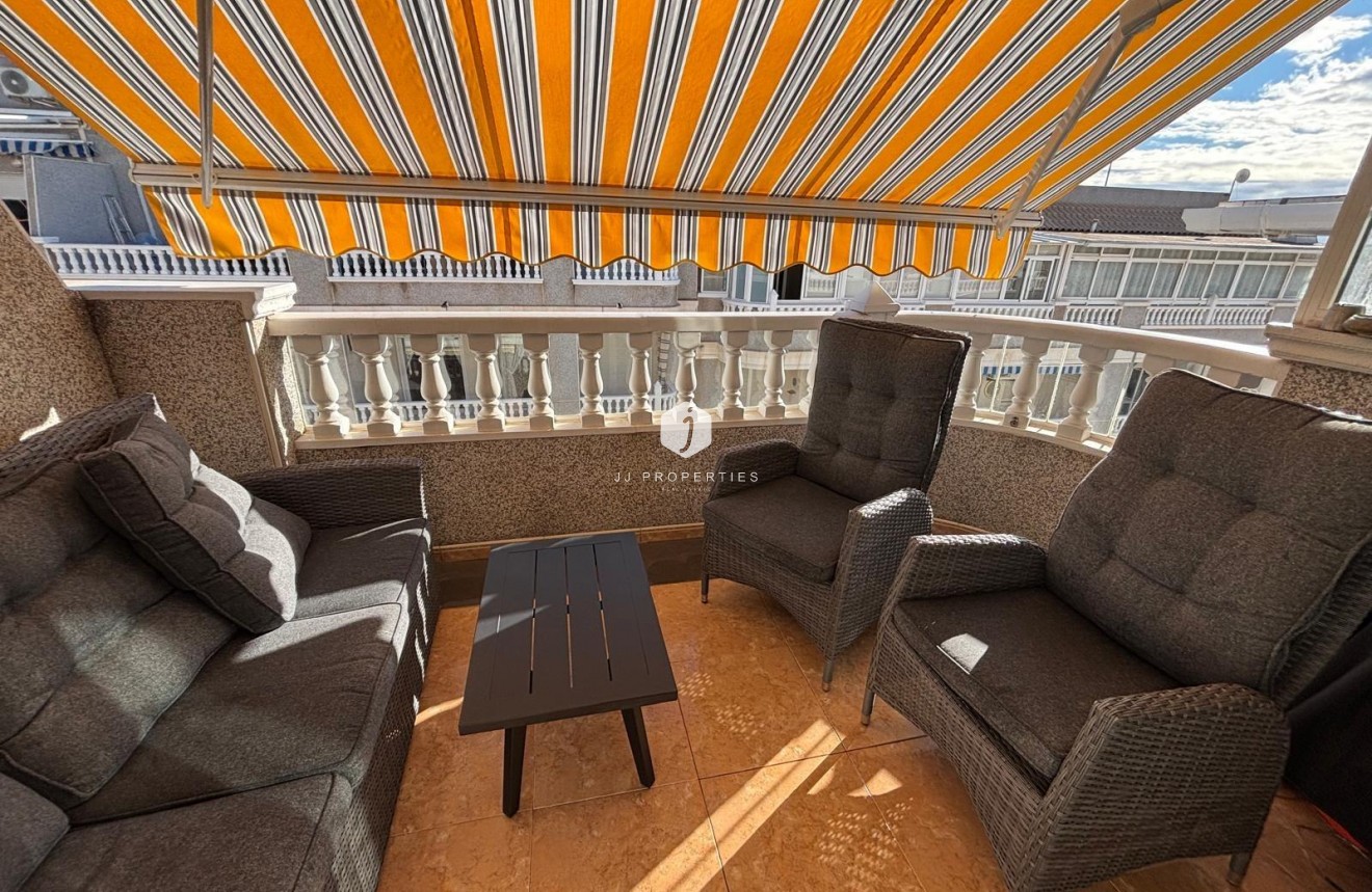 Resale - Apartment / flat -
Torrevieja