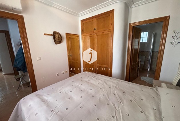 Resale - Apartment / flat -
Torrevieja