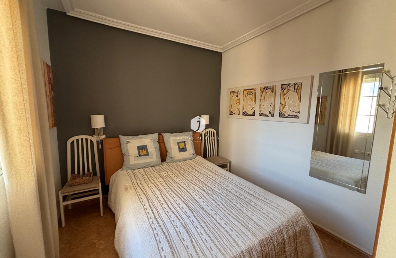 Resale - Apartment / flat -
Torrevieja