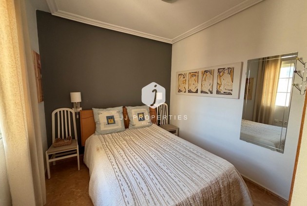 Resale - Apartment / flat -
Torrevieja