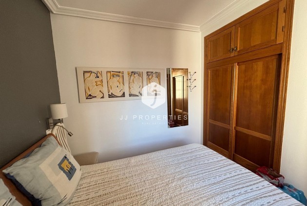 Resale - Apartment / flat -
Torrevieja