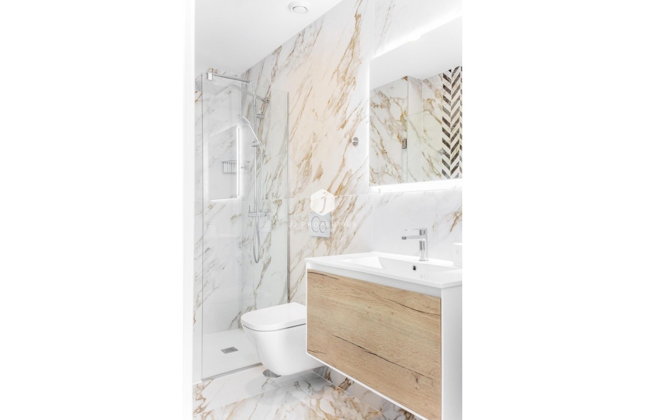 Resale - Penthouse -
Guardamar del Segura - Pueblo