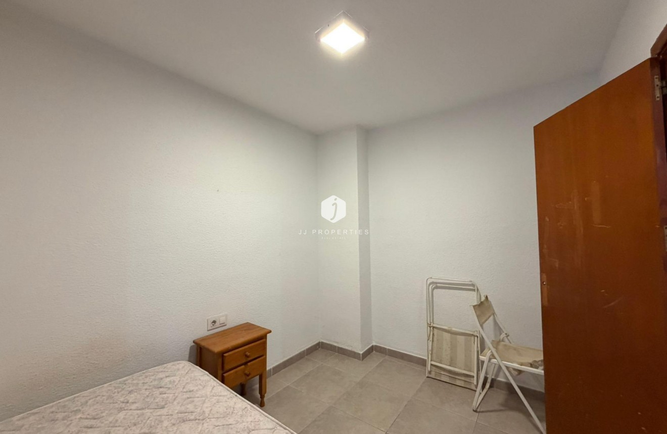Resale - Apartment / flat -
Torrevieja - Playa de los Locos