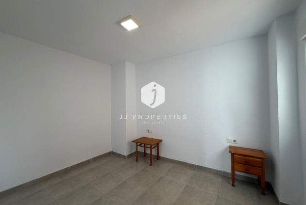 Resale - Apartment / flat -
Torrevieja - Playa de los Locos