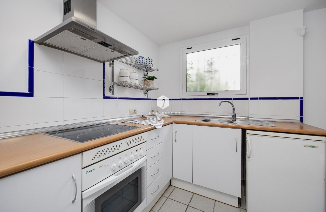 Z drugiej ręki - Mieszkanie w bloku -
Orihuela Costa