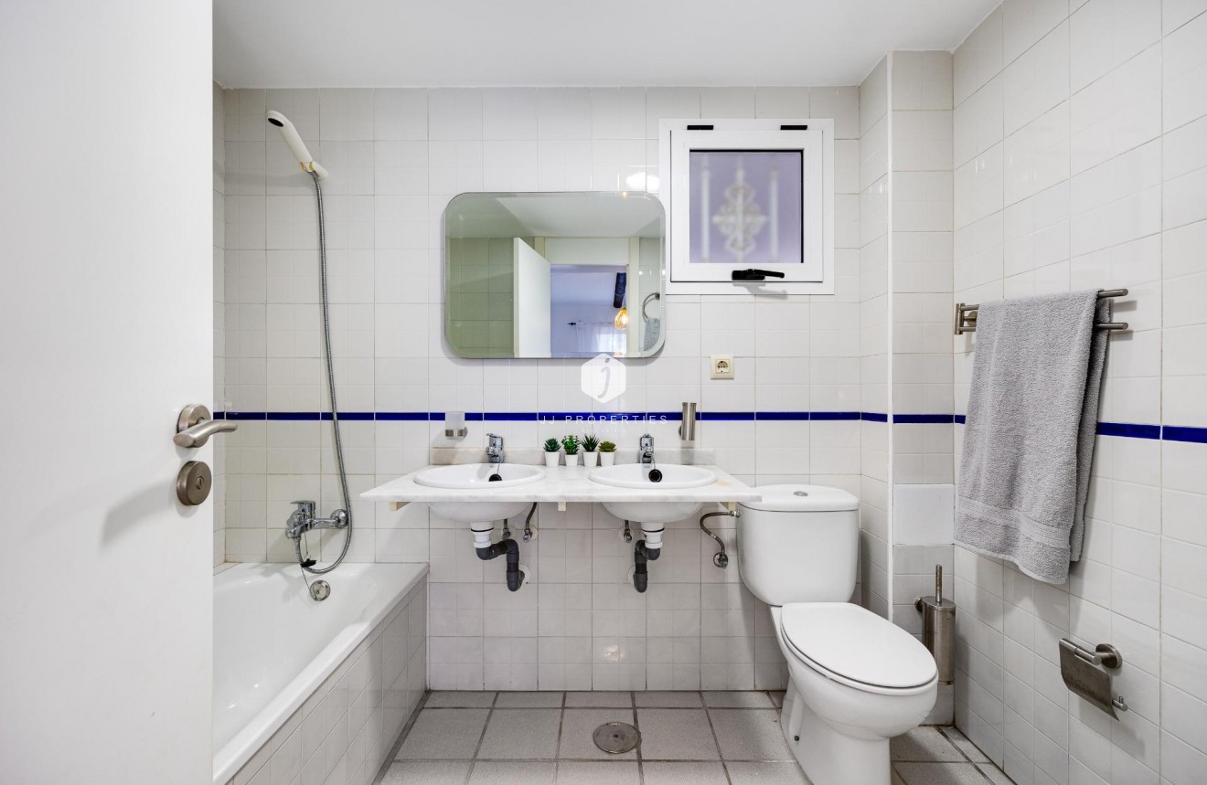 Z drugiej ręki - Mieszkanie w bloku -
Orihuela Costa