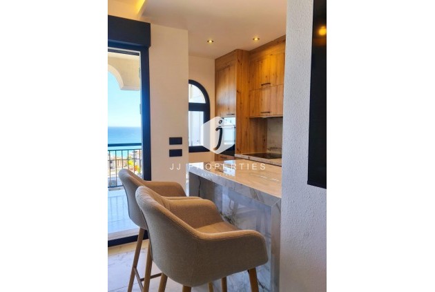 Resale - Apartment / flat -
Torrevieja - Cabo cervera