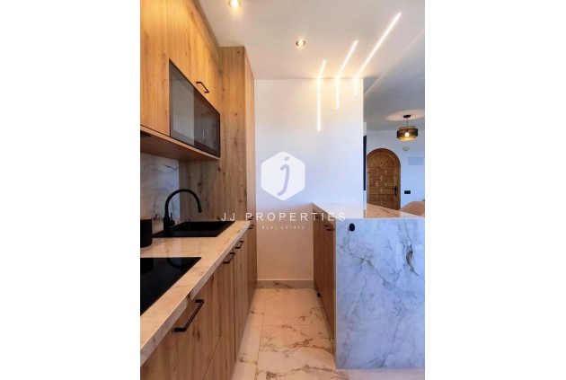 Resale - Apartment / flat -
Torrevieja - Cabo cervera